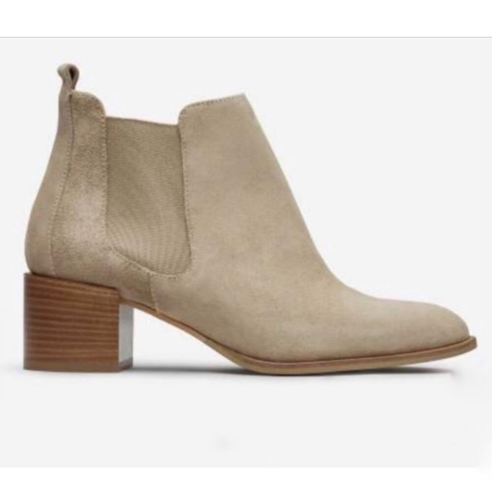 Everlane The Heel Boot block heel ankle bootie in taupe suede size 9.5‎